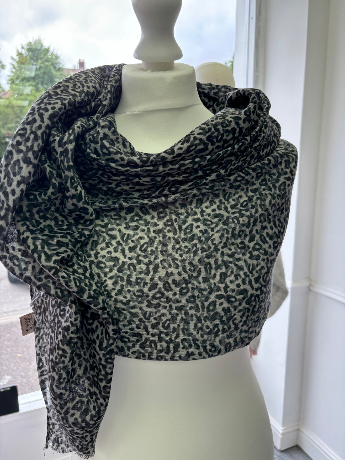 Grey animal print Scarf